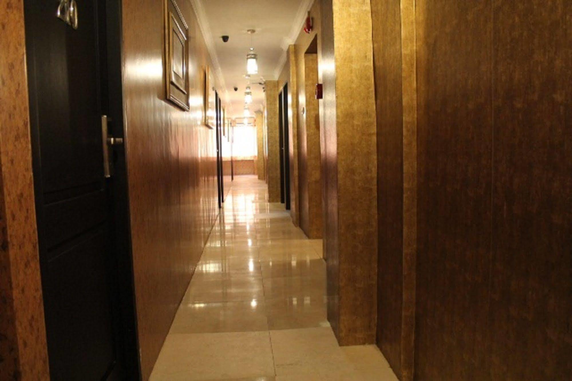 Twins Hotel Джакарта Екстер'єр фото