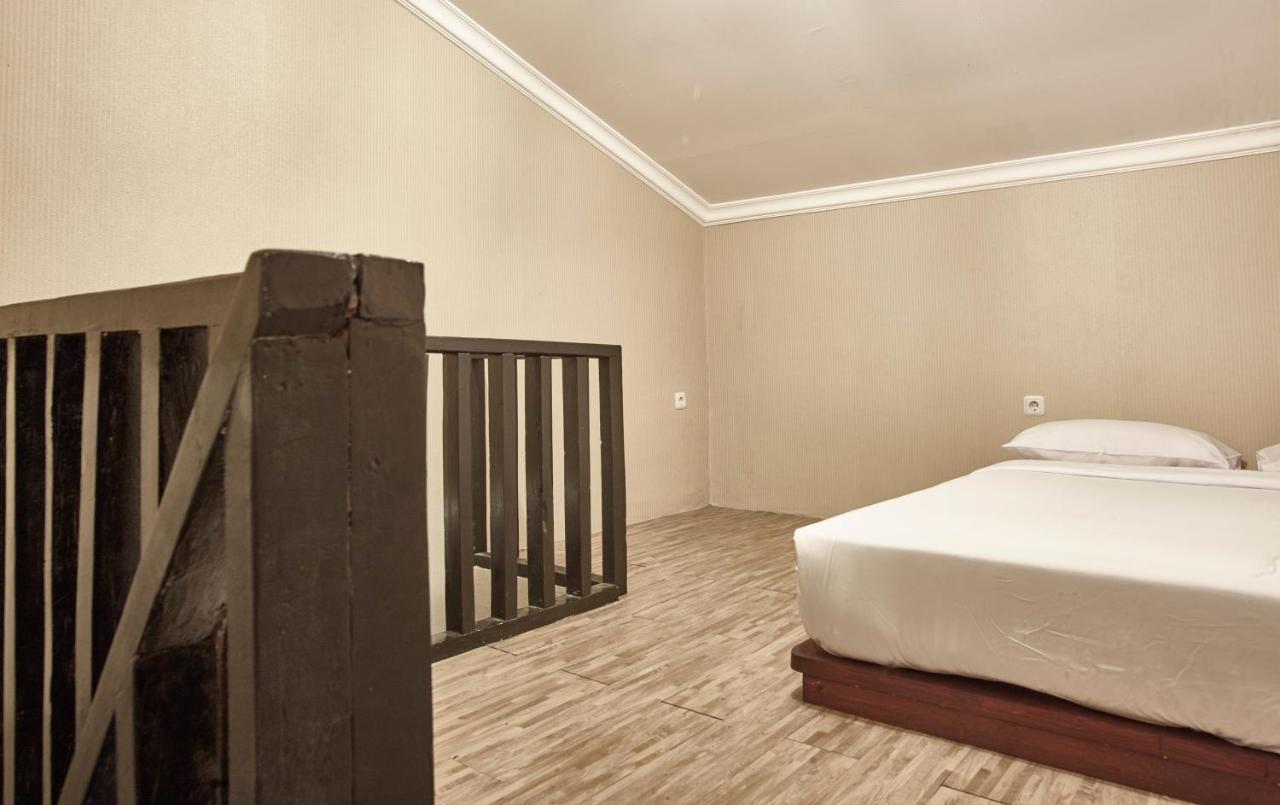 Twins Hotel Джакарта Екстер'єр фото