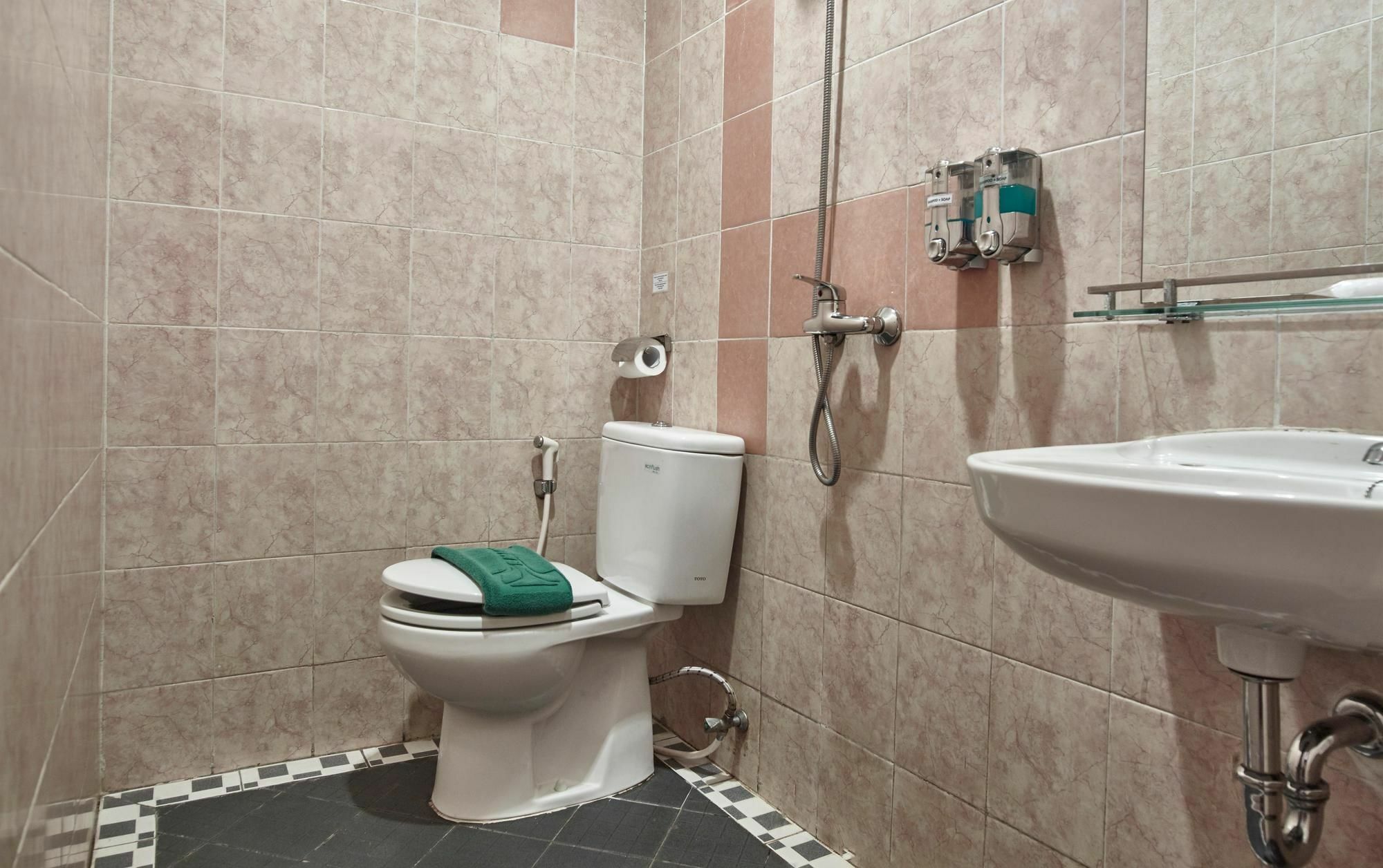 Twins Hotel Джакарта Екстер'єр фото